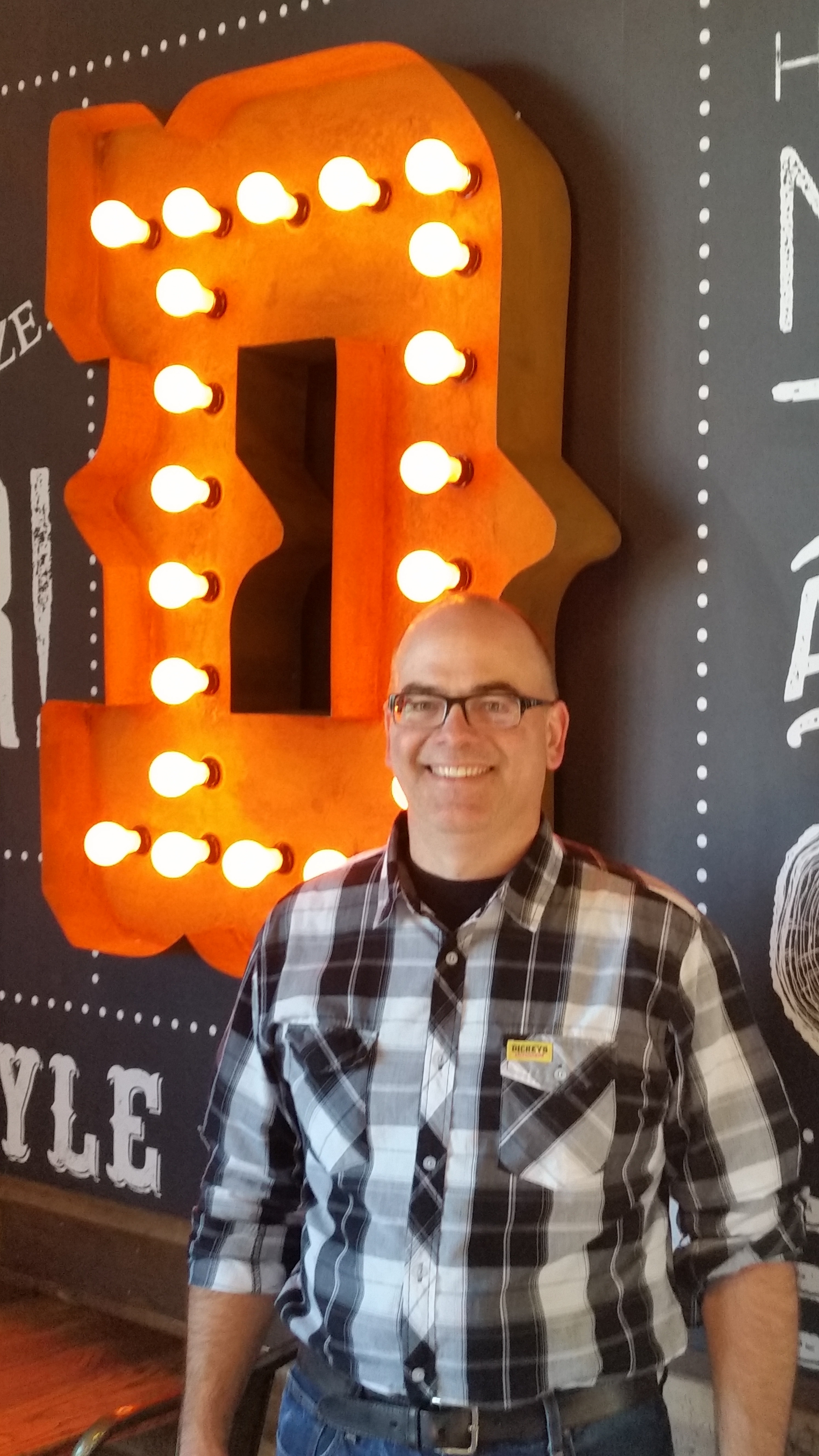 Dickey’s Barbecue Pit Serves Up Delicious, Texas-Style Barbecue to the People of Gurnee, IL